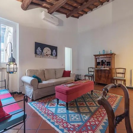 Three Bedrooms In World-famous Via Giulia - Fromhometorome 로마