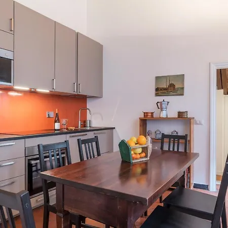 Three Bedrooms In World-famous Via Giulia - Fromhometorome * Řím